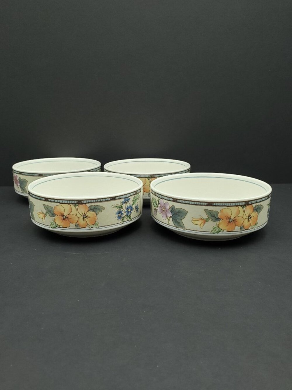 Mikasa Summer Harvest Dessert Bowls Intaglio CA026 Fruit Bowls